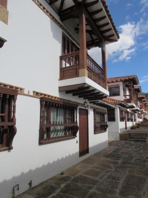 Cabana El Faro De La Villa Вилья-де-Лейва Экстерьер фото