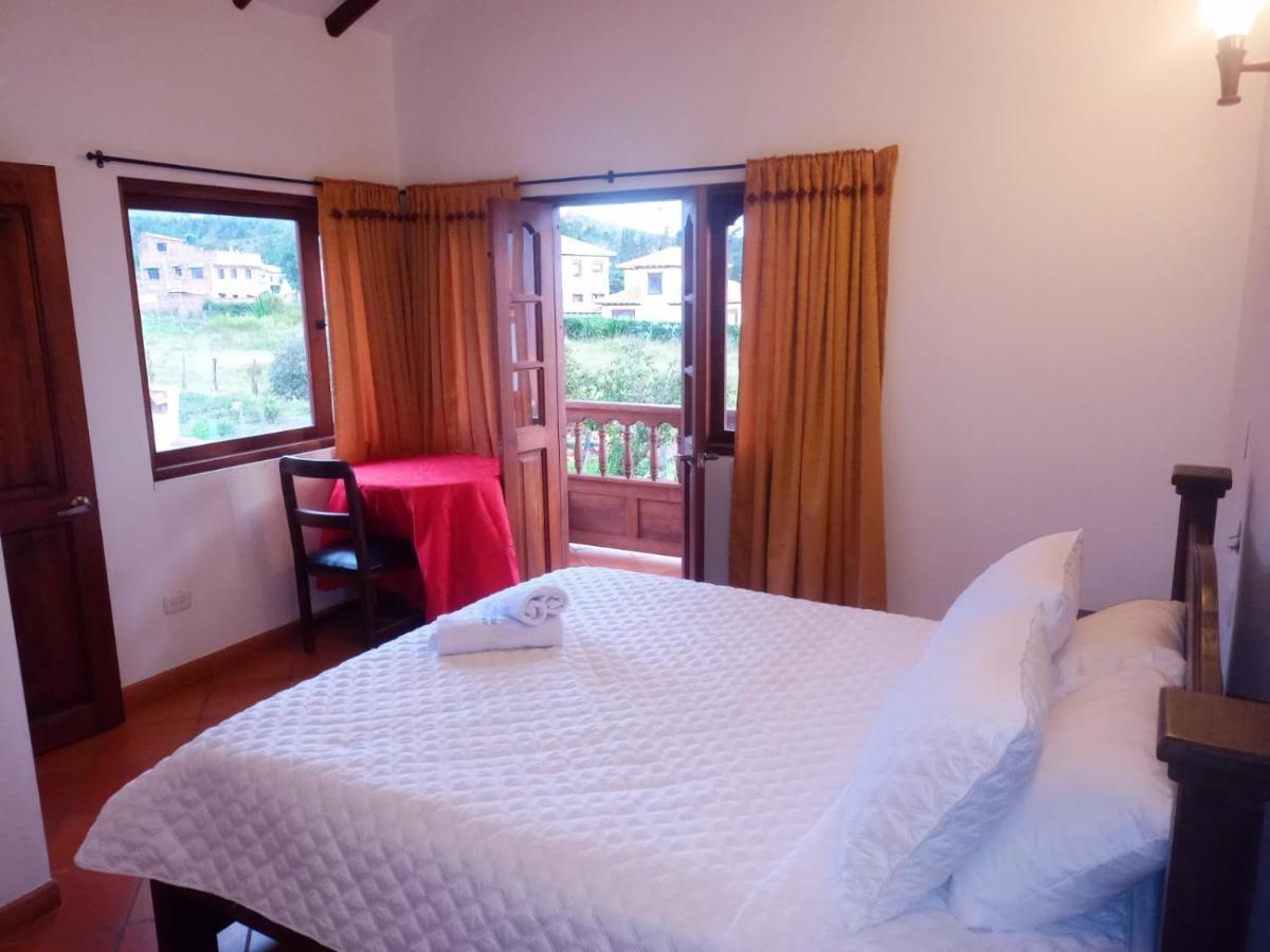 Cabana El Faro De La Villa Вилья-де-Лейва Экстерьер фото