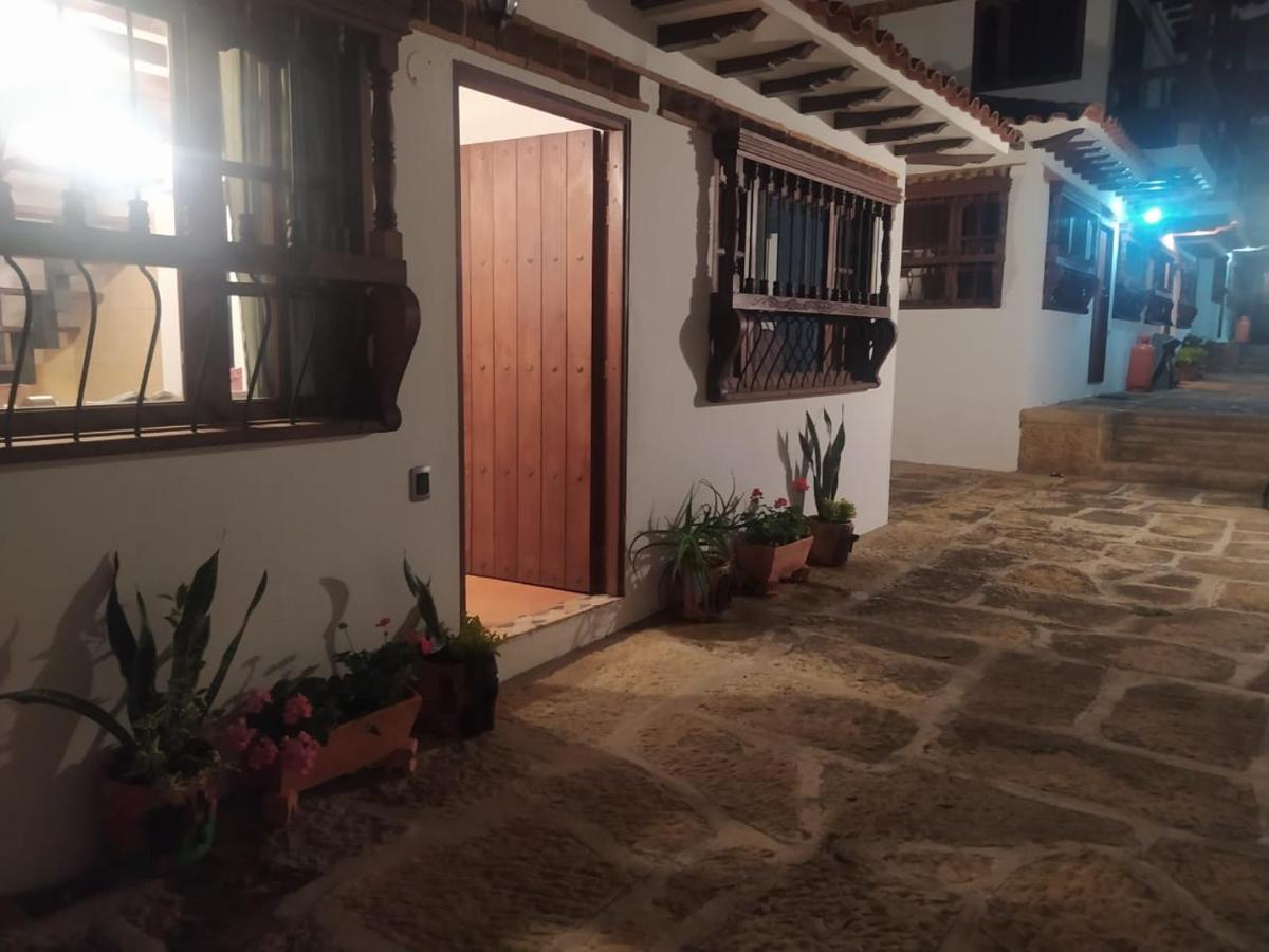 Cabana El Faro De La Villa Вилья-де-Лейва Экстерьер фото